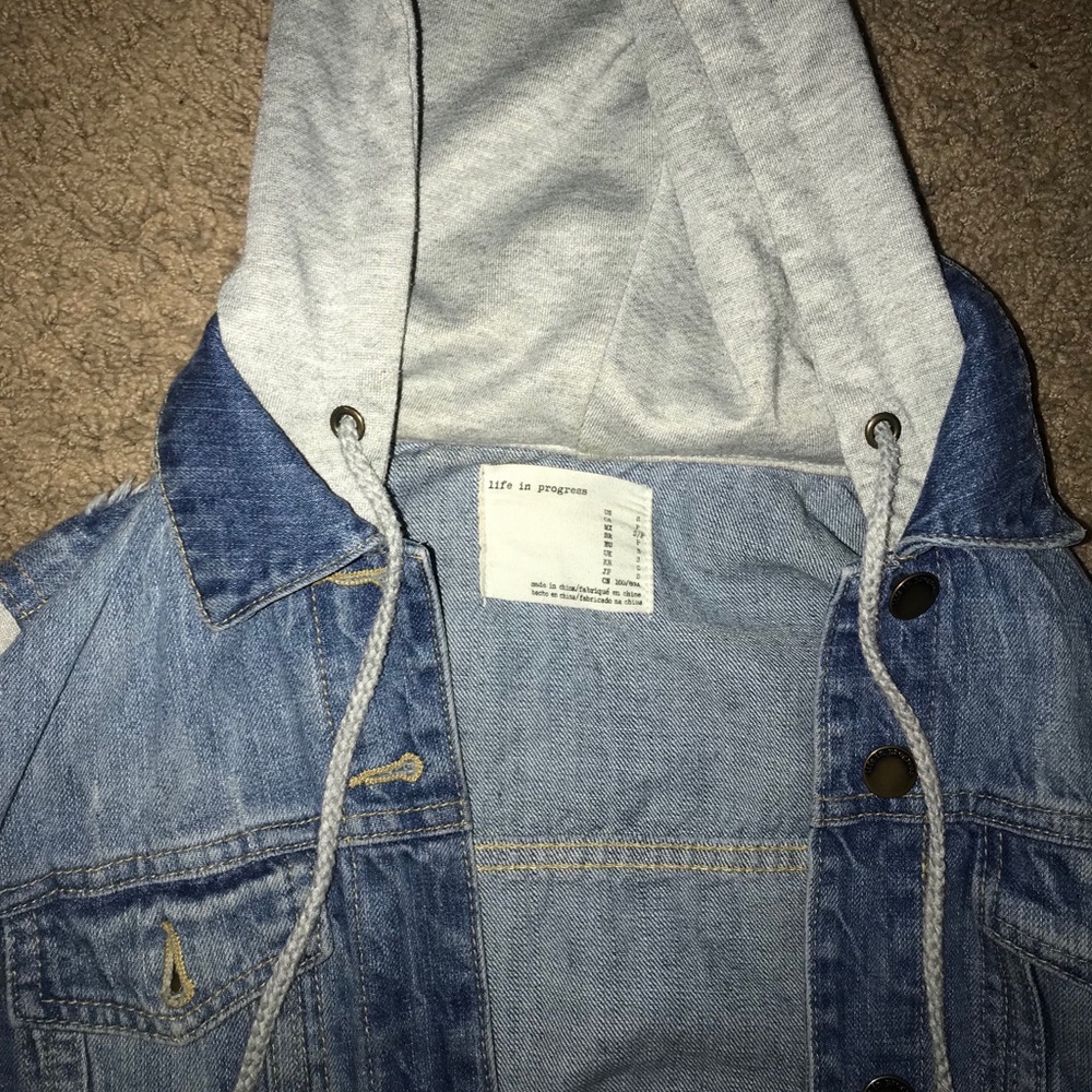 Jean jacket - Picture 3 of 4